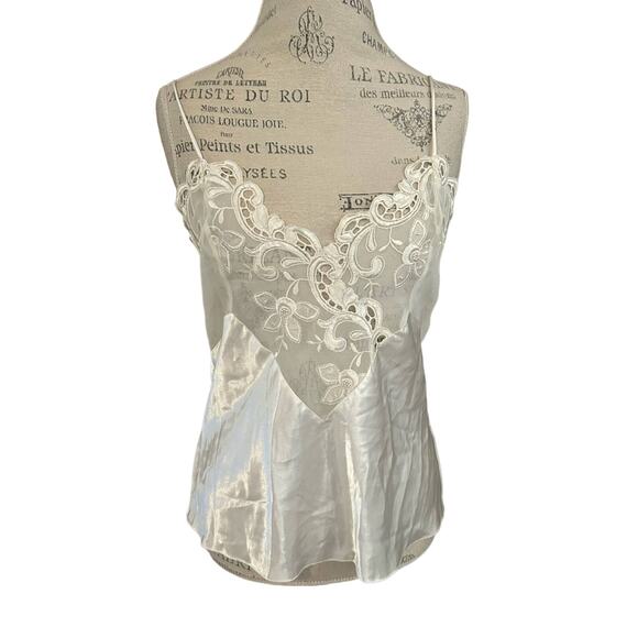 Victoria’s Secret vintage gold label negligee top pajama blouse white lace sz M